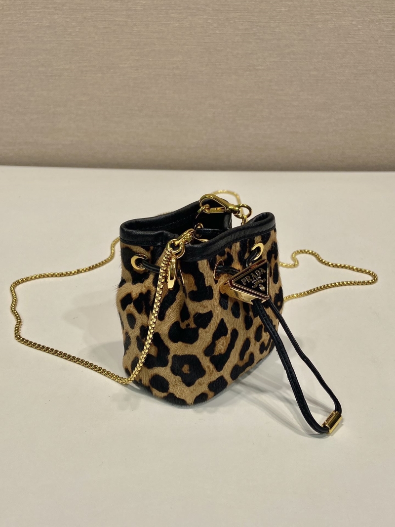 Pra*a bucket bags